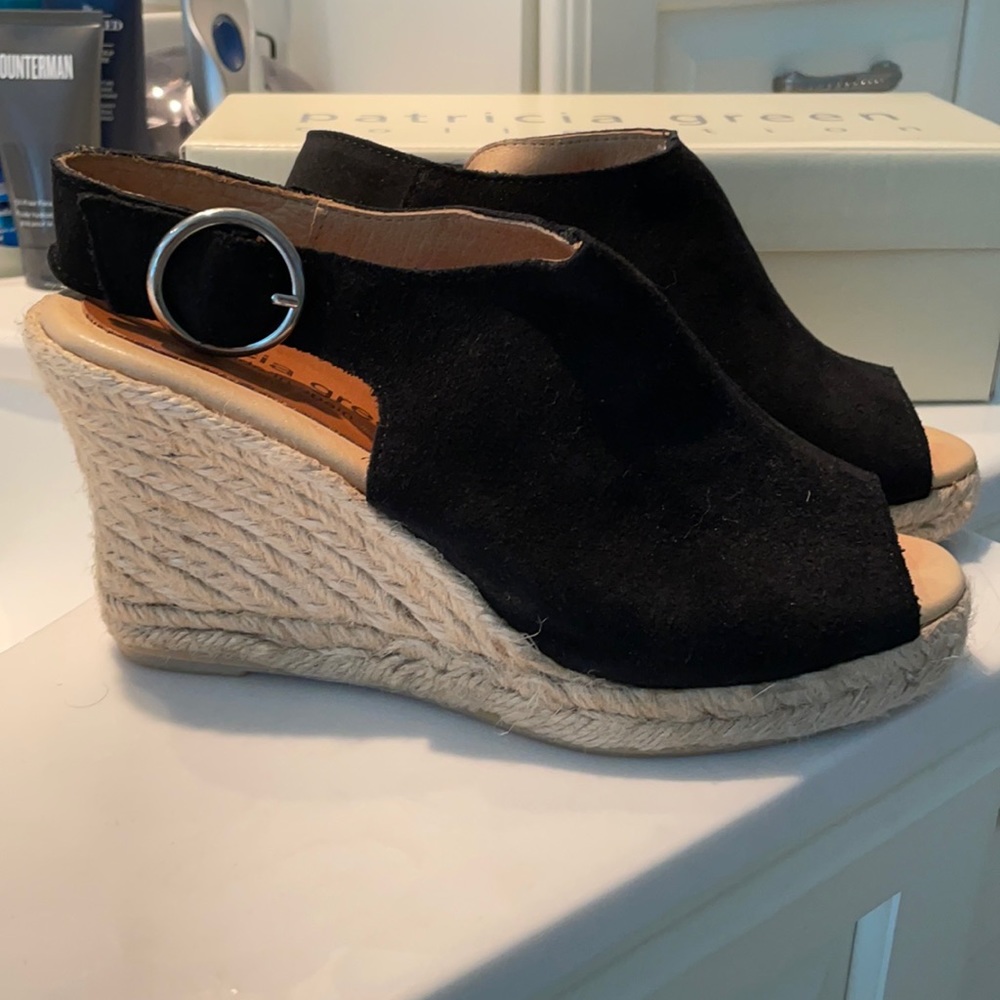 Patricia Green Jillian Black Suede Wedges; Sz 6